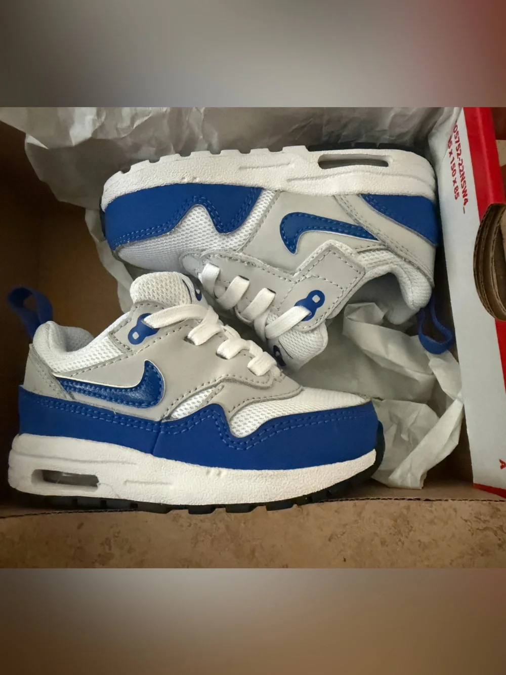 Nike Air Max 1 EasyOn Sneaker - White/ Game Royal Blue & Neutral Grey - Picture 2 of 5